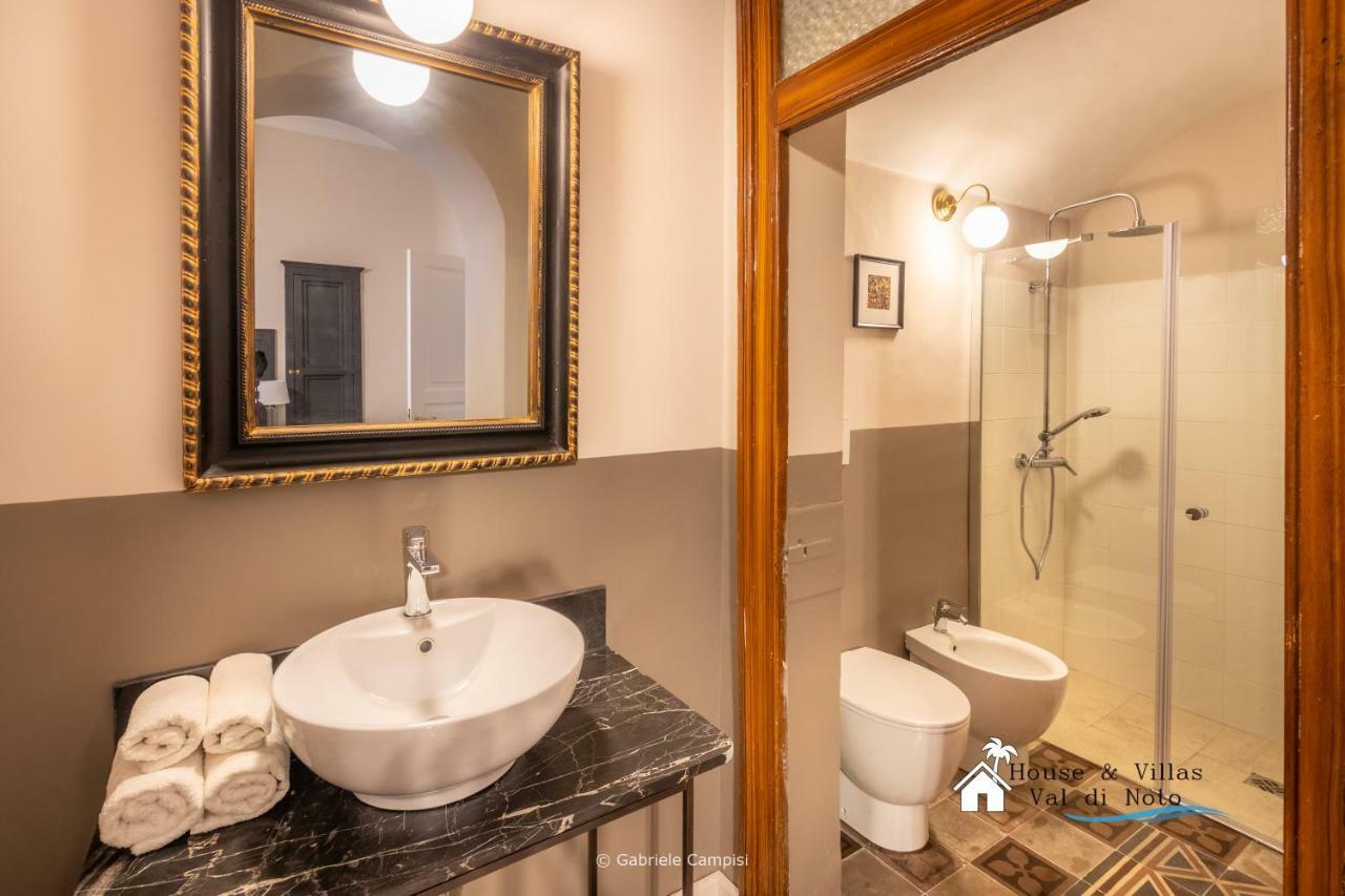 Donna Maddalena Bed & Breakfast Noto Exterior photo