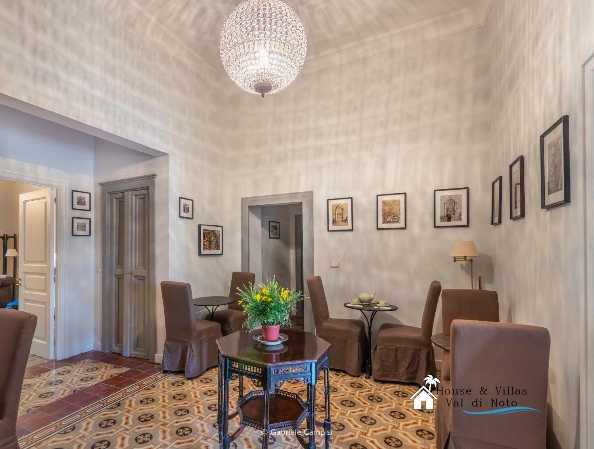 Donna Maddalena Bed & Breakfast Noto Exterior photo