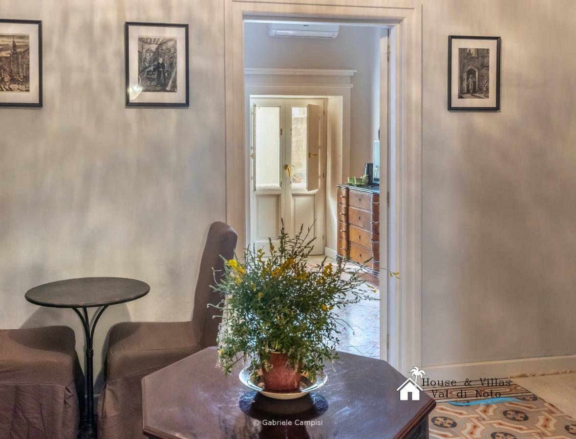 Donna Maddalena Bed & Breakfast Noto Exterior photo